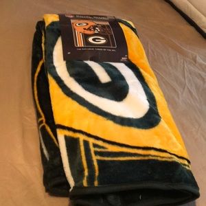 Plush NFL Packers Throw Blanket
